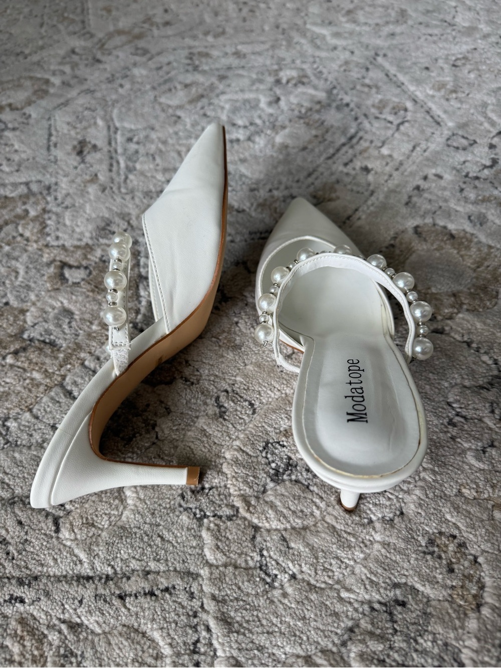 Moda Tope White Pearl-Embellished Pointed Mule - Picture 3 of 4